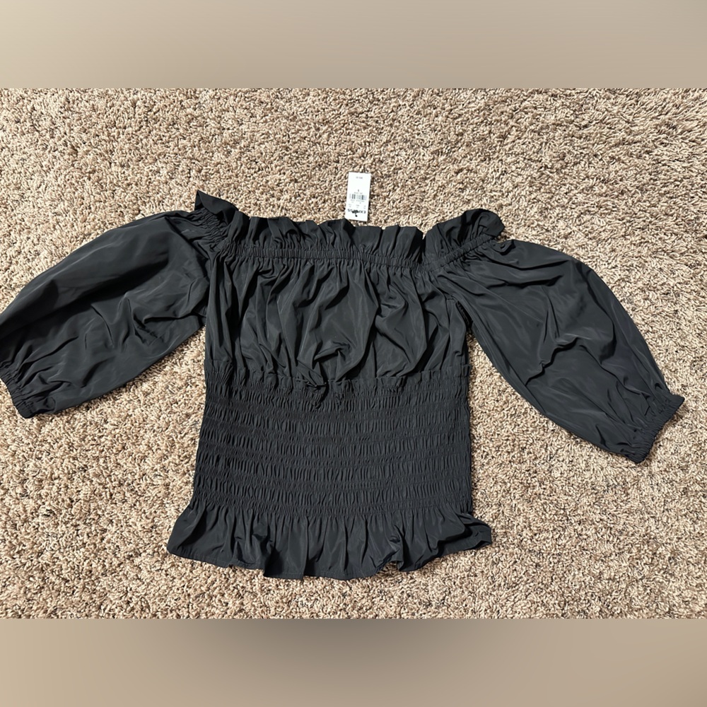 NWT New Express Smocked Puff Sleeve Off Shoulder Ruffle Trim Black Blouse sz S